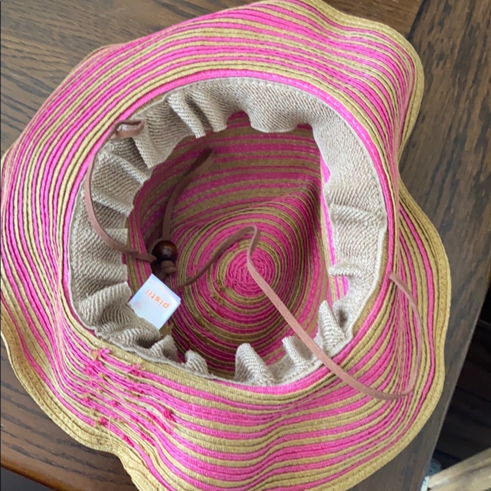 Pistil hat - Picture 3 of 3